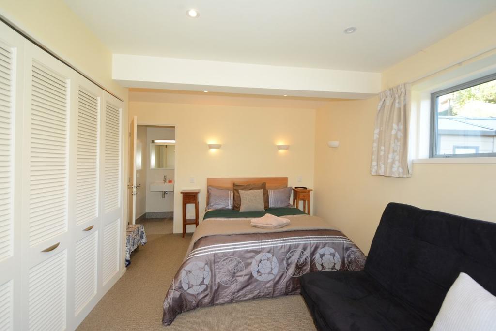 Sleep On The Steepest Street In The World! Bed & Breakfast Dunedin Exterior photo